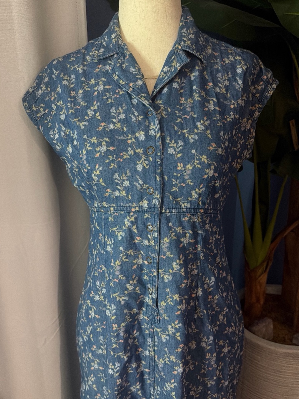 Liz Claiborne Blue Floral Button-Front Maxi Dress - Picture 4 of 5